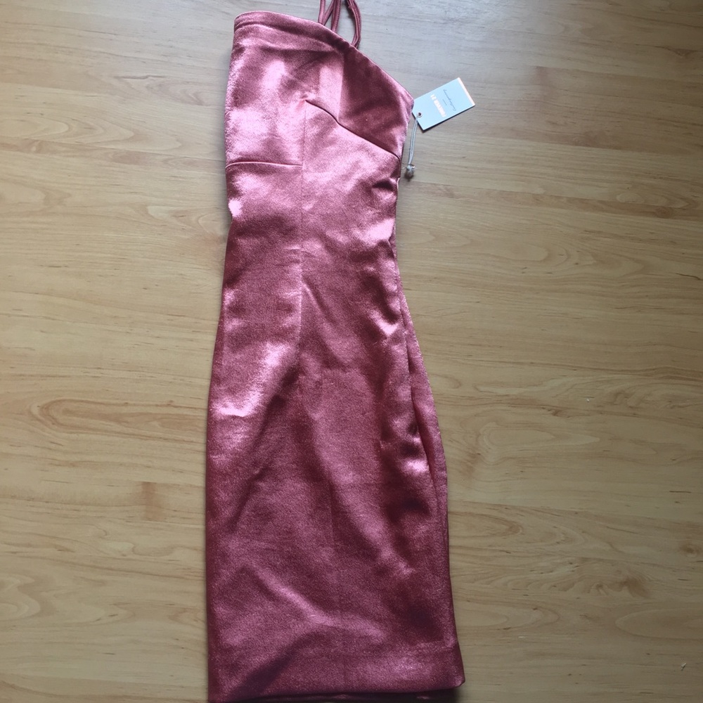 Cute Dress! - Picture 4 of 4